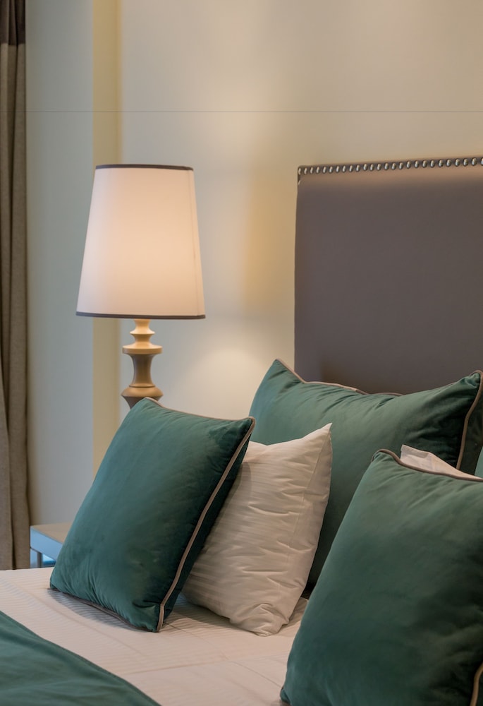 Superior Twin Room (Inland View) thumbnail 5