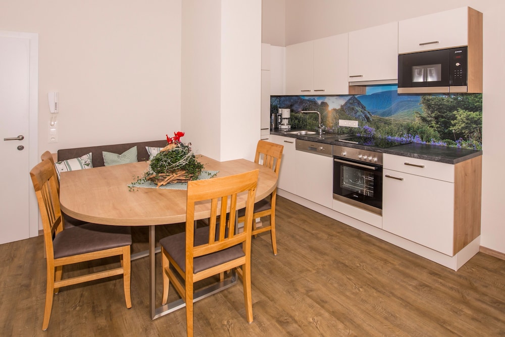 Superior-Apartment (Cleaning fee 95 EUR included) photo 2