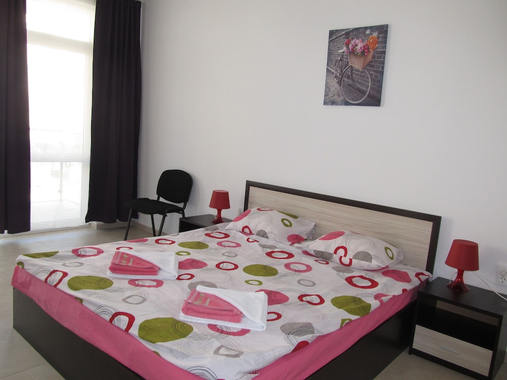 Superior Apartment photo 2