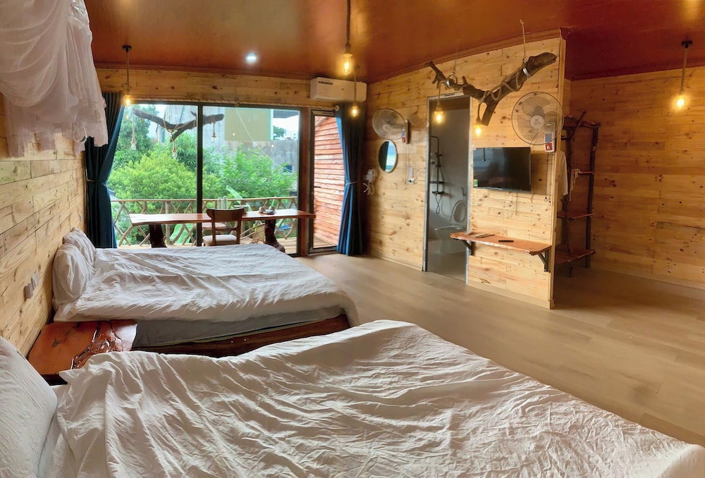 Design Quadruple Room photo 1