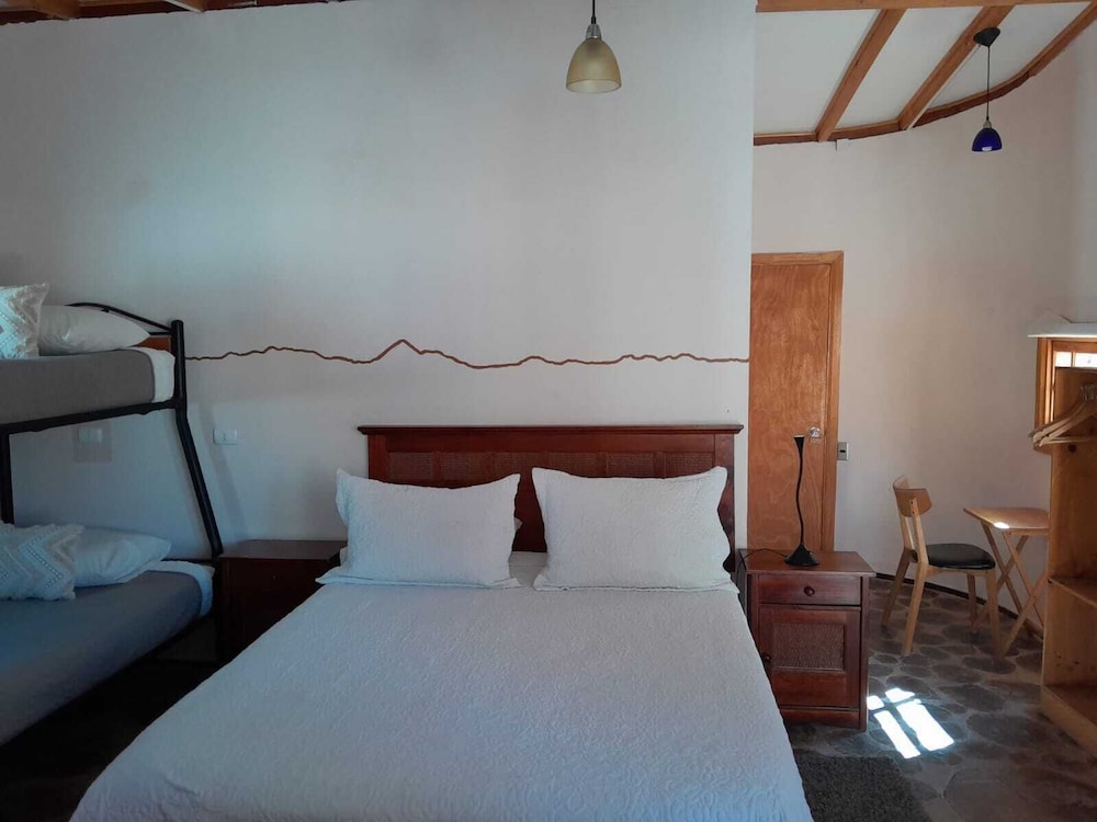 Superior Quadruple Room, Multiple Beds, Ensuite, Pool View photo 1