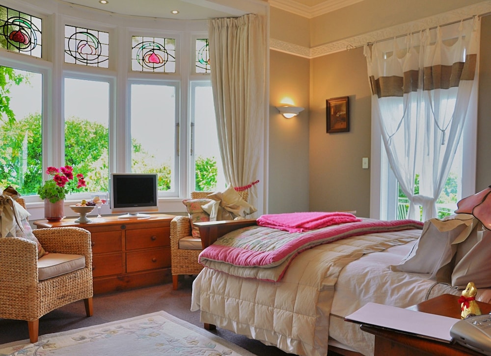 Room - Photo 2