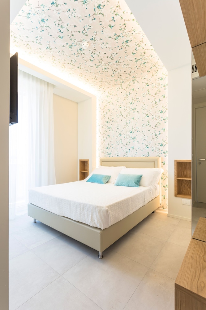 Superior Room - Photo 2