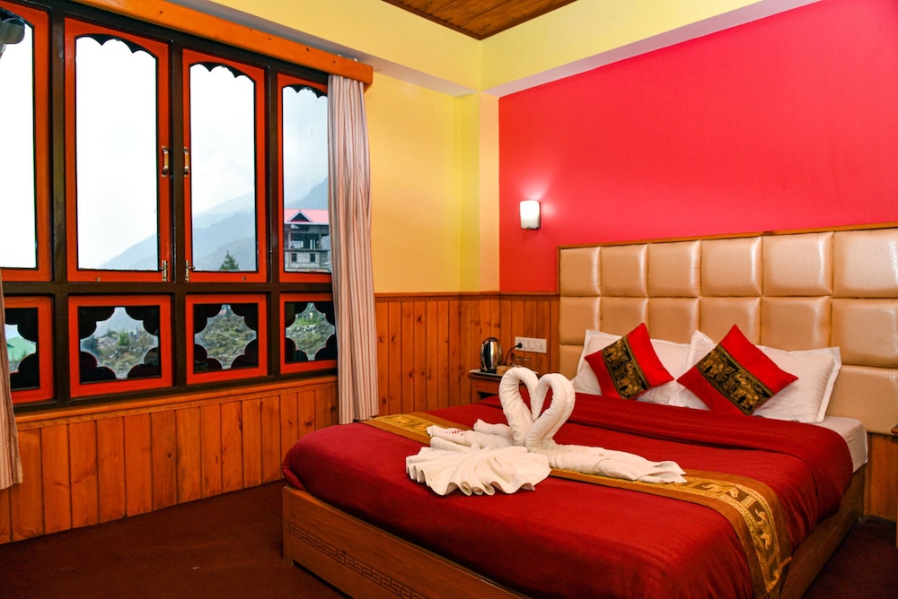 Deluxe Double Room, Mountain View photo 1