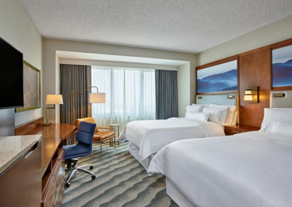 Deluxe Room, 2 Double Beds photo 2