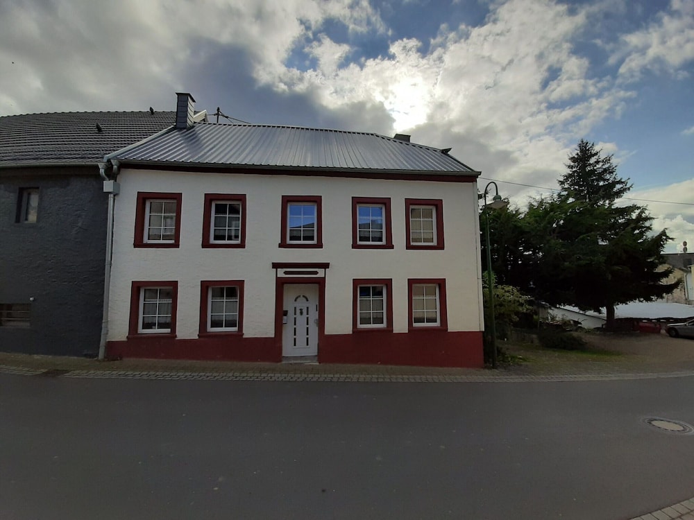 House photo 1