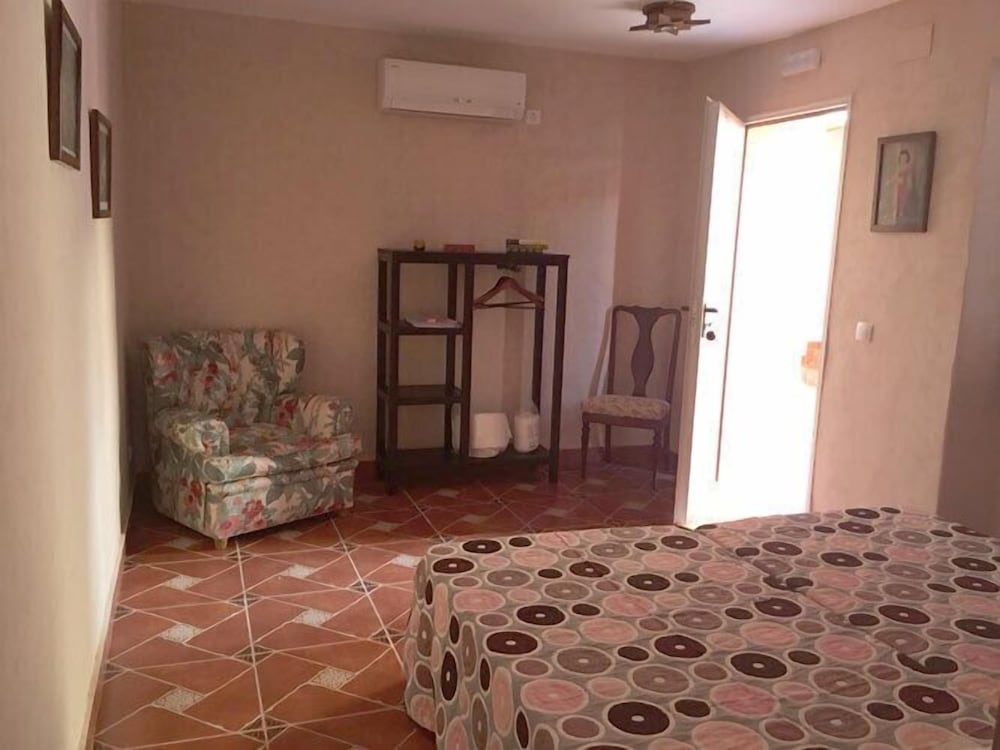 Double or Twin Room, Accessible (Jazmin) - Photo 2