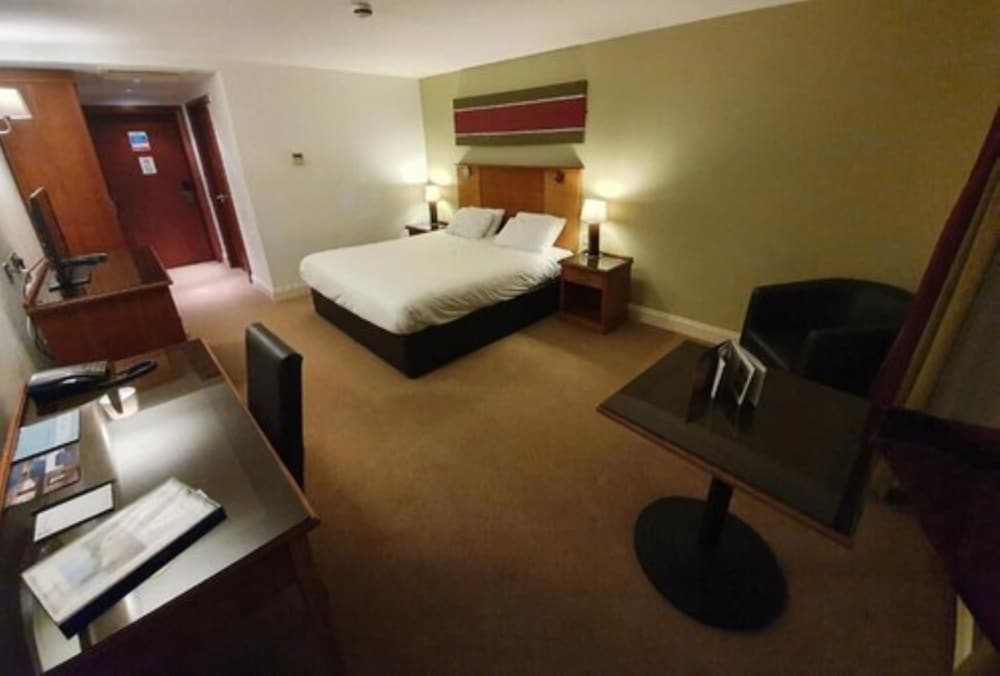 Superior Double Room (Ensuite) photo 2