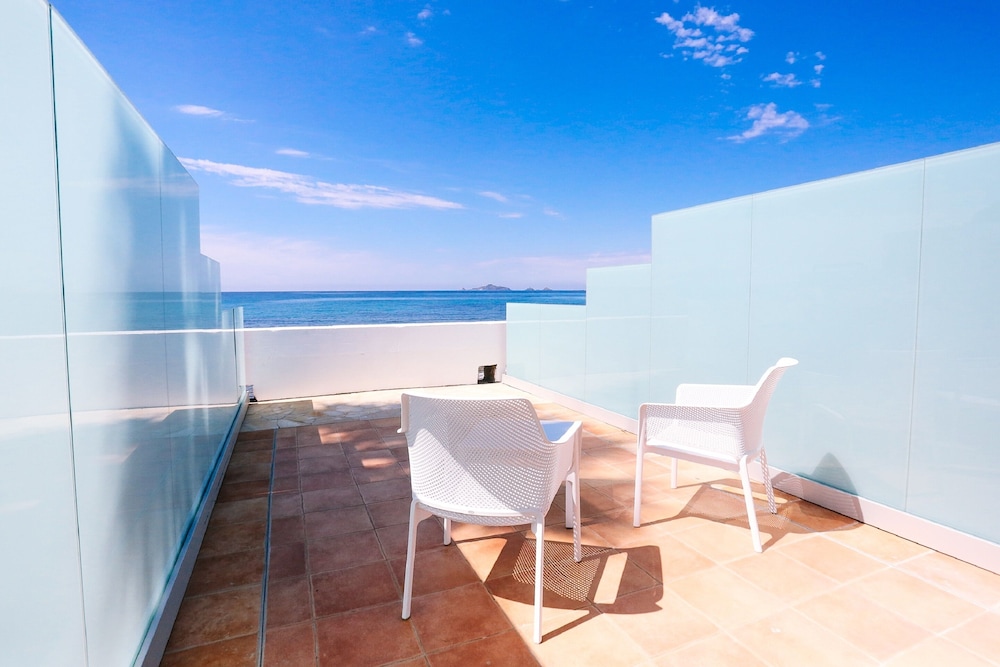 Standard Double Room, Sea View photo 2