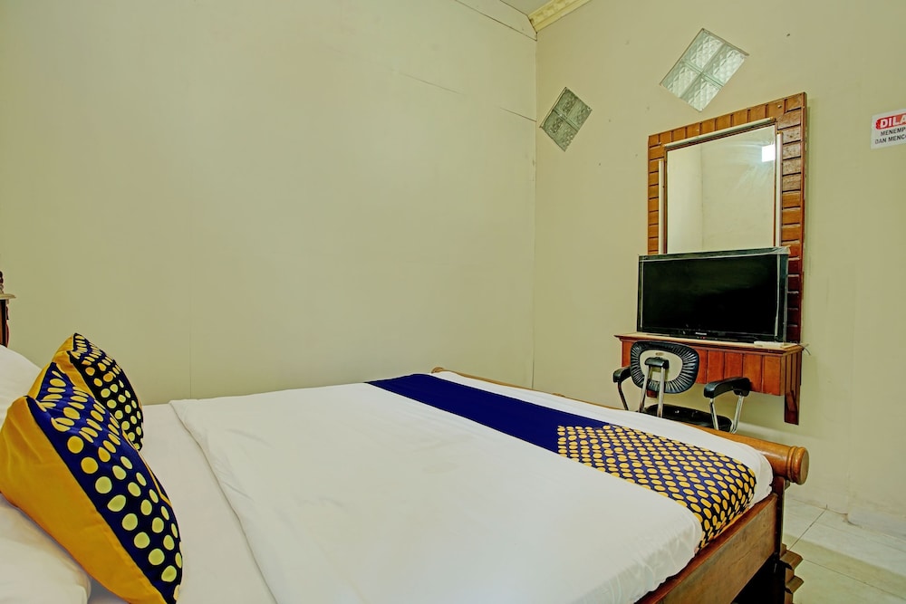 Economy Double Room photo 3