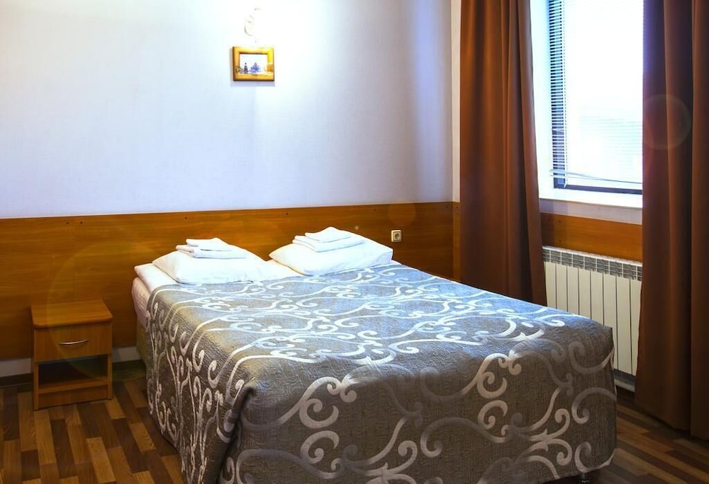 Economy Double or Twin Room photo 3