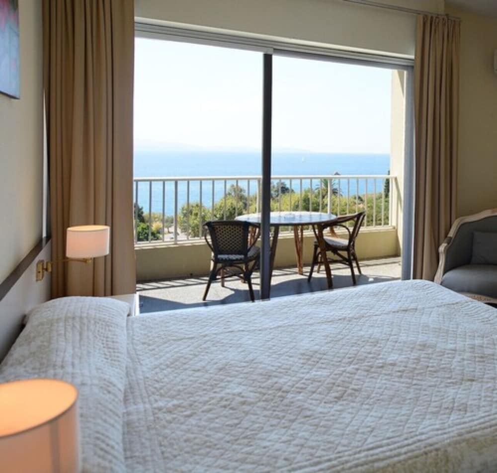 Double Room, Sea View - Photo 17