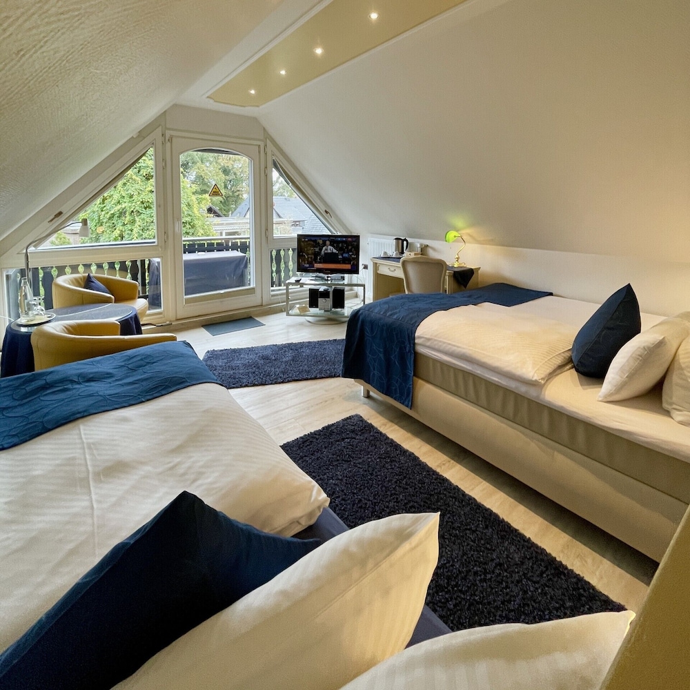 Comfort Double or Twin Room, Balcony