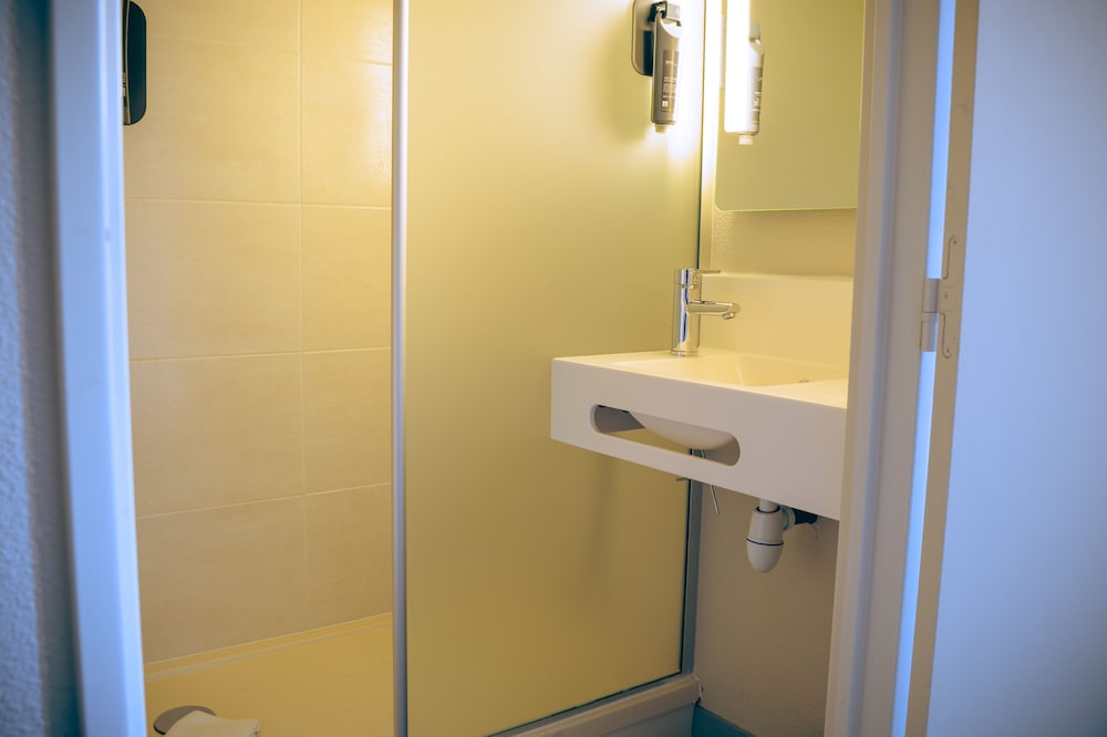 Quadruple Room, Non Smoking photo 3