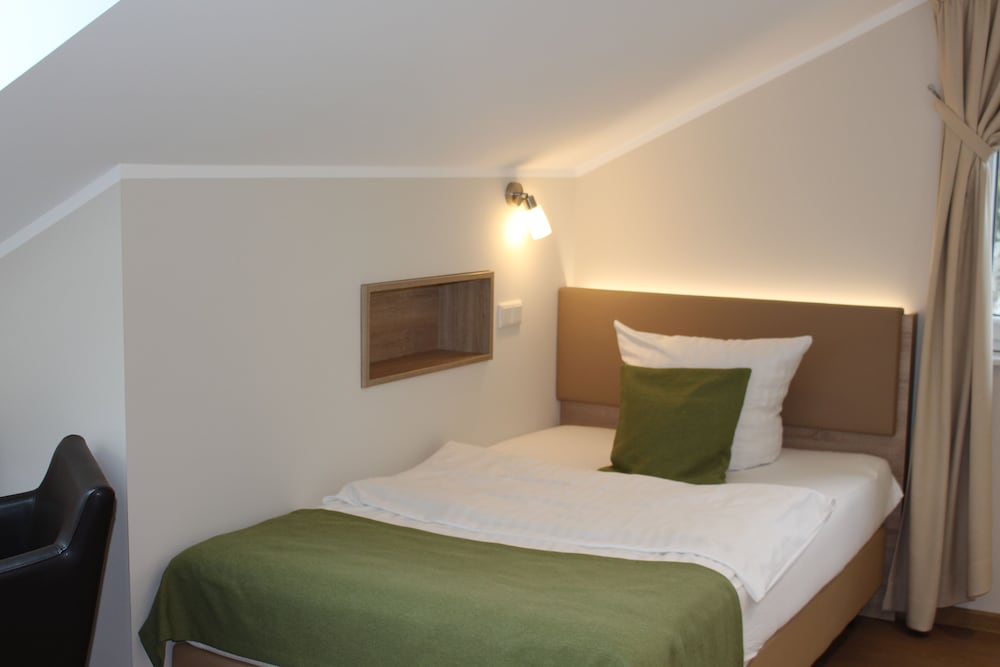 Comfort Single Room
