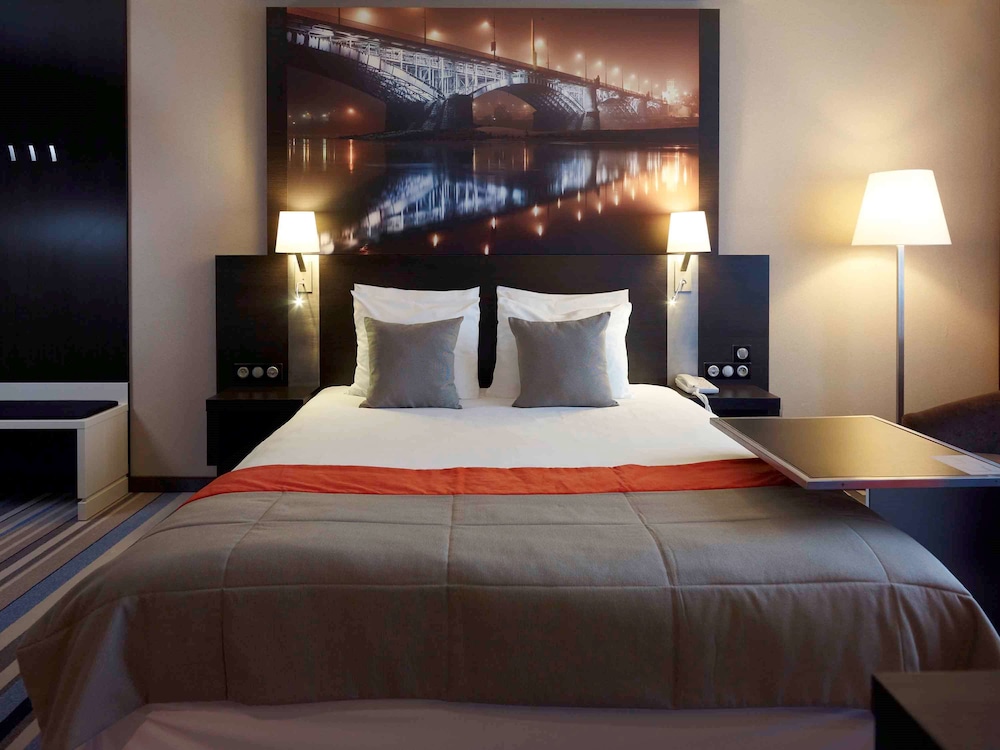 Superior Room, 1 Queen Bed - Photo 2