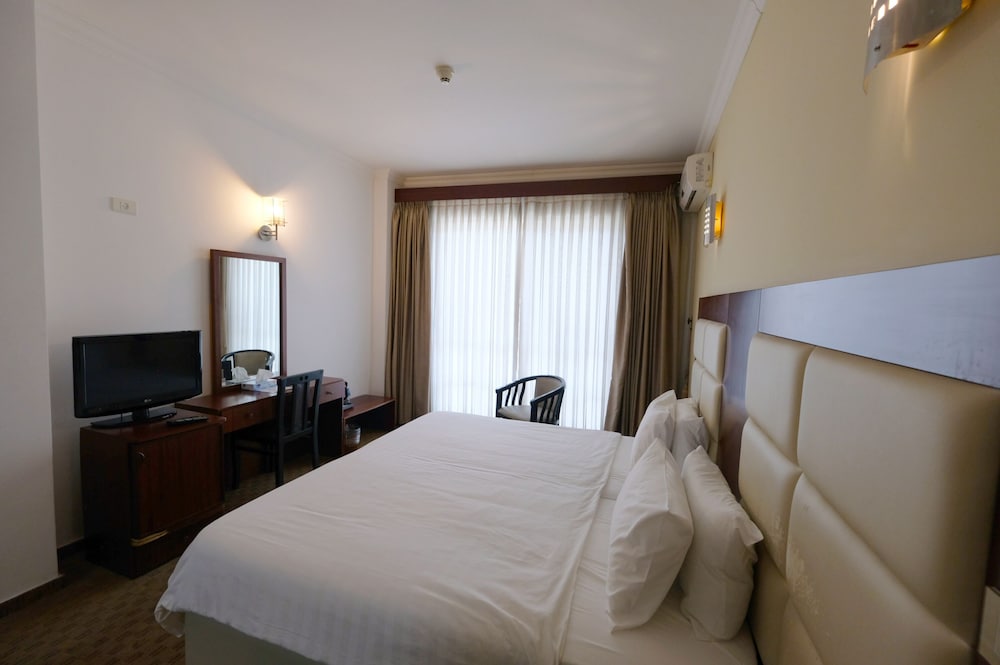 Standard Room photo 2
