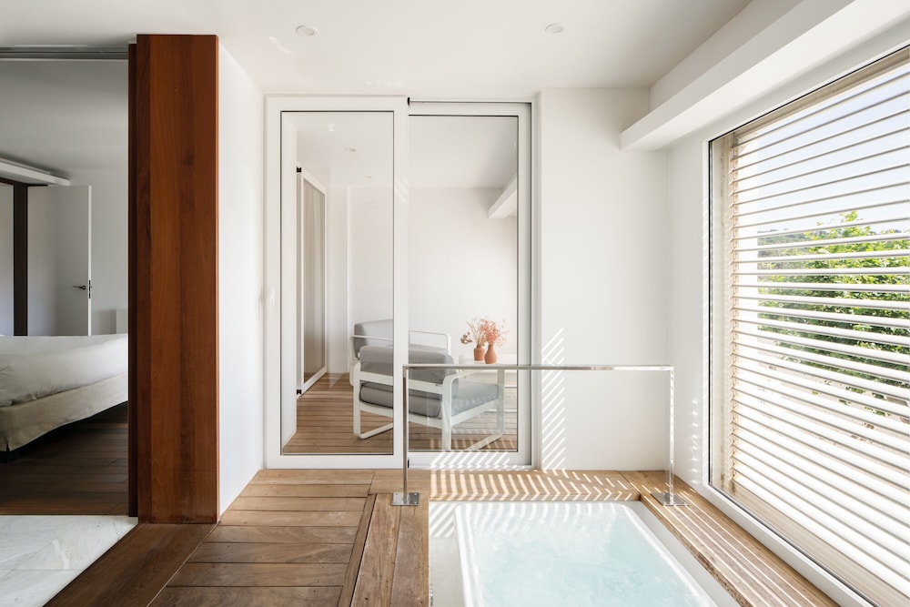 Premium Suite, Hot Tub, Sea View
