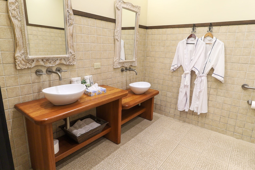 Suite (Double) photo 2