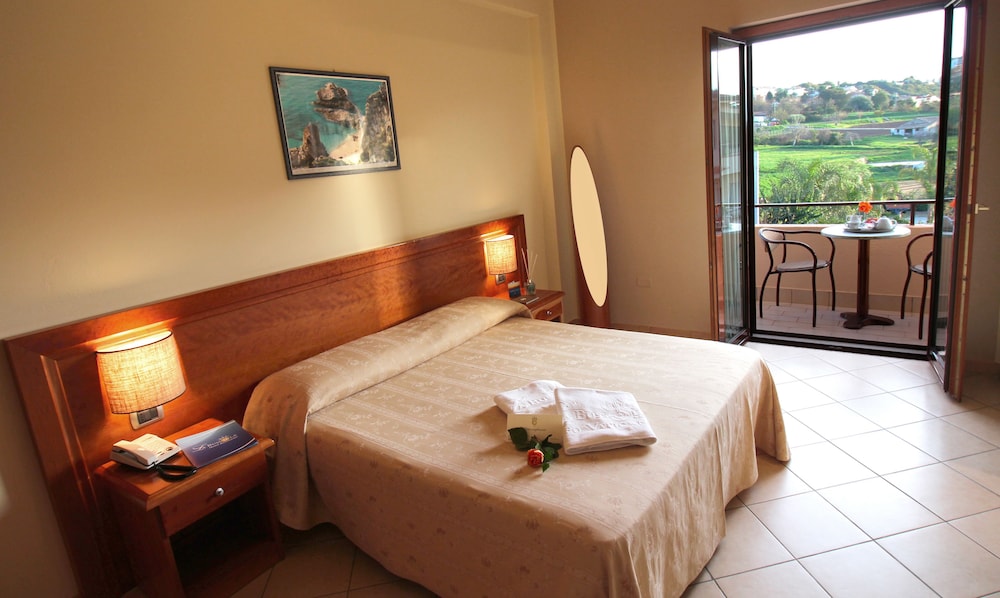 Standard Quadruple Room - Photo 2