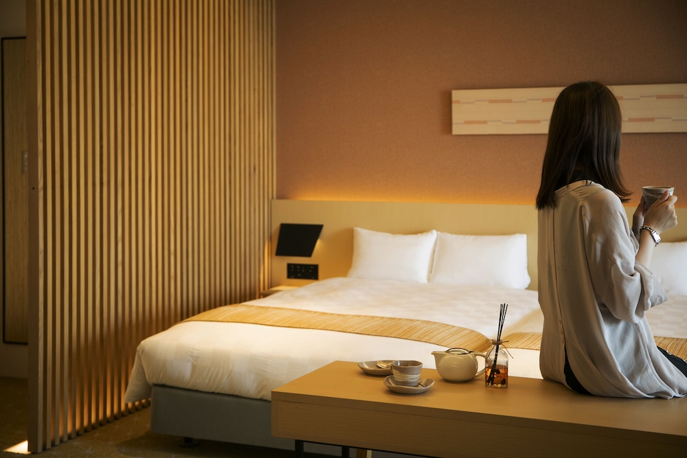 Basic Suite - Photo 13