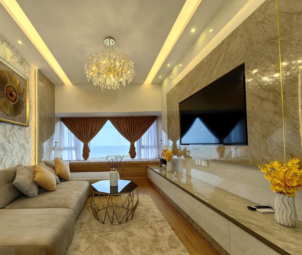 Family Apartment, 2 Bedrooms, Bathtub, Sea View