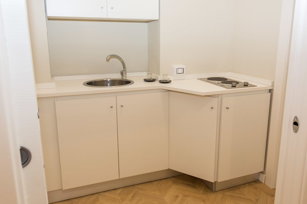 Standard Double Room, Ensuite, City View