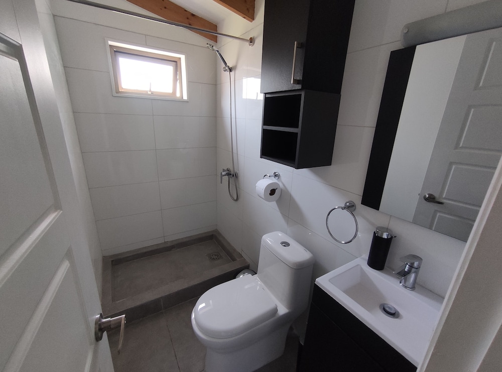 Panoramic Apartment, Multiple Beds, Private Bathroom photo 2