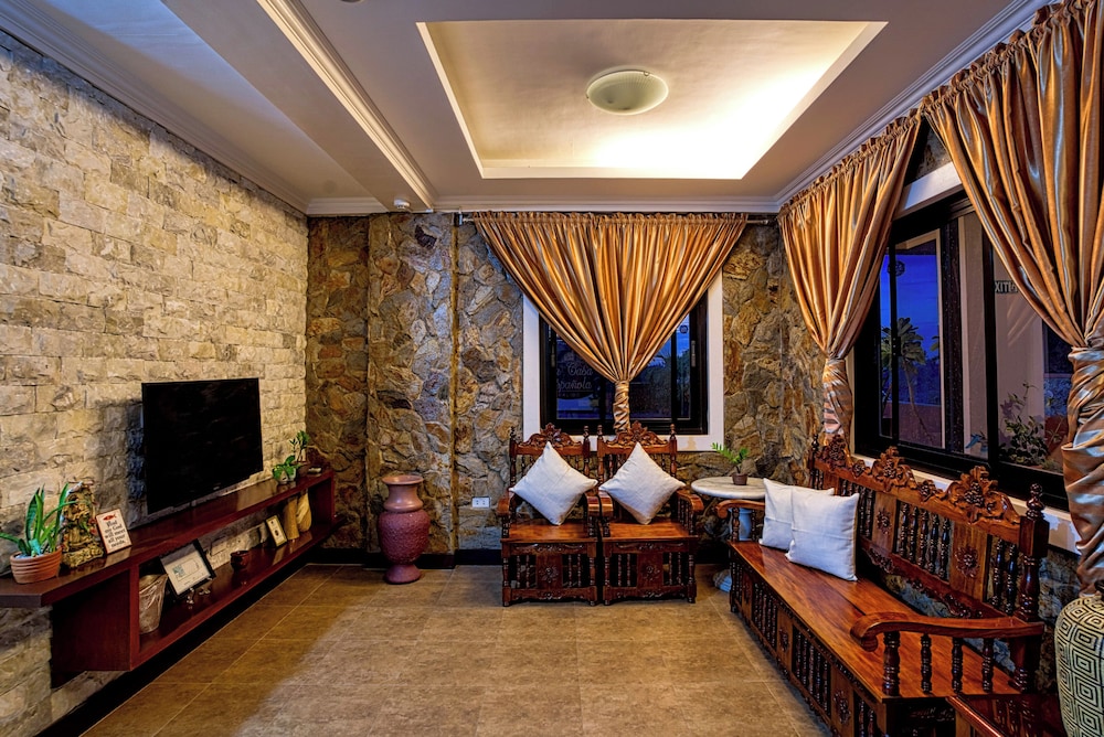Standard Apartment, 3 Bedrooms, Courtyard View photo 1