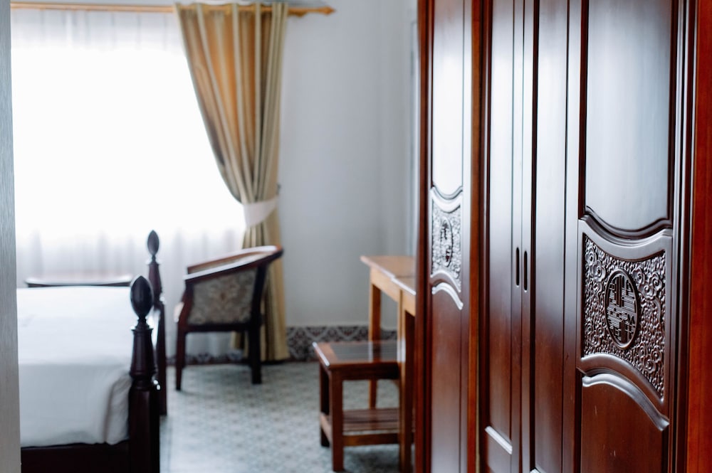 Honeymoon Studio Suite photo 3