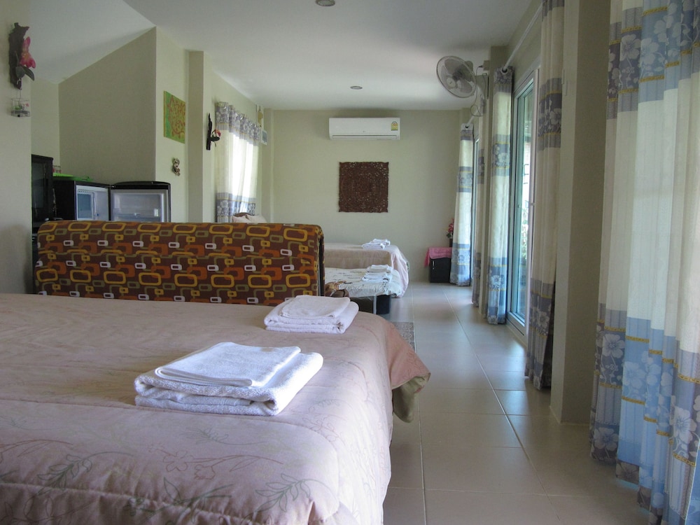 Family Room for 6 Persons photo 2