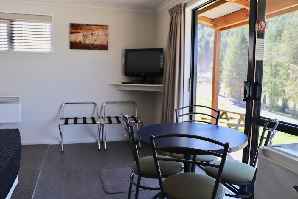 Superior Cabin