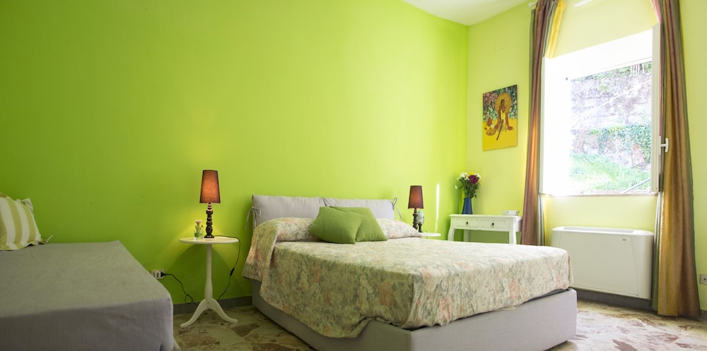 City Triple Room (Acquafredda) photo 1