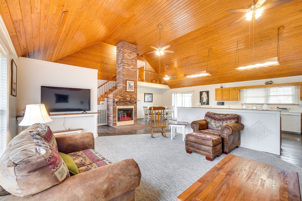 House (4 Bedrooms) photo 1
