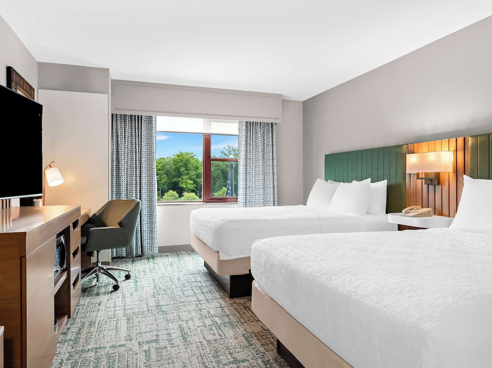 Two Queen Beds at Hampton Inn & Suites Lake Placid in Lake Placid