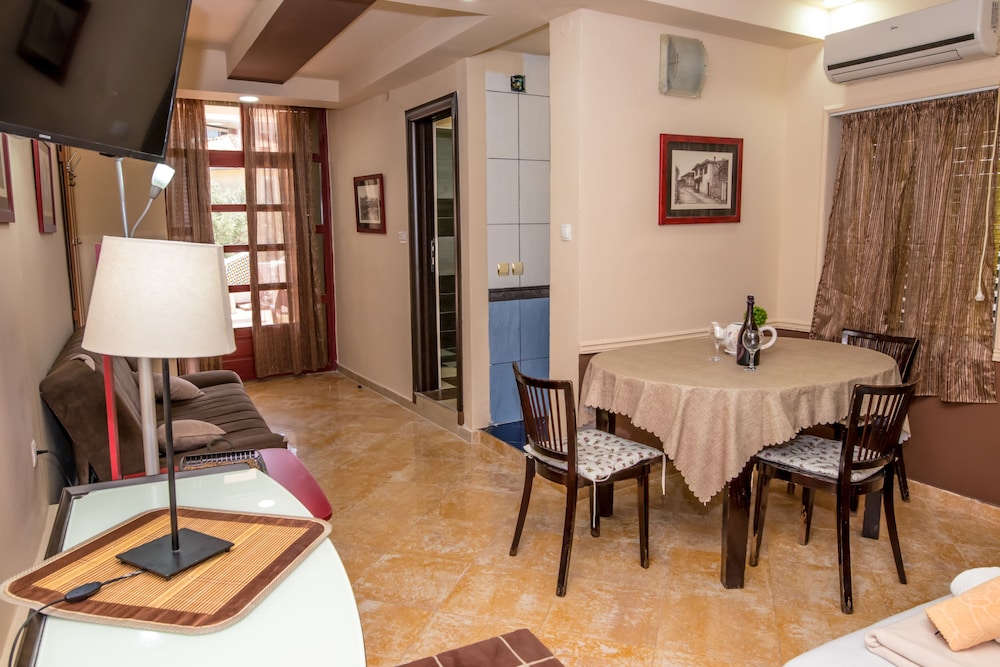 Comfort Apartment (2) photo 2