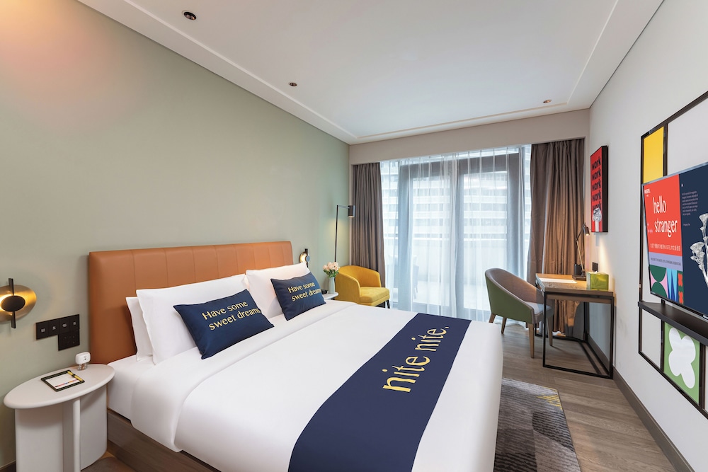Comfort Double Room, City View