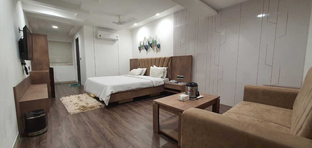Executive Room photo 3