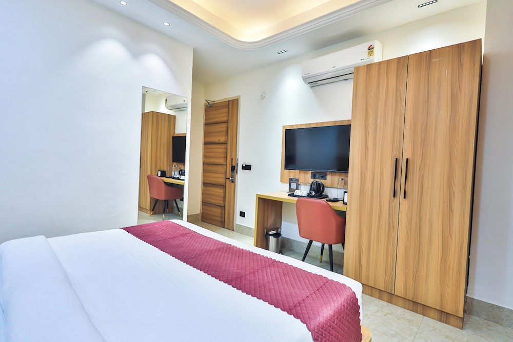 Club Room