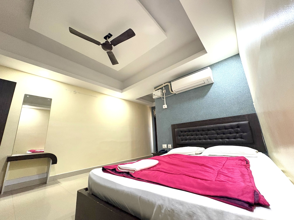 Deluxe Double Room, City View photo 2