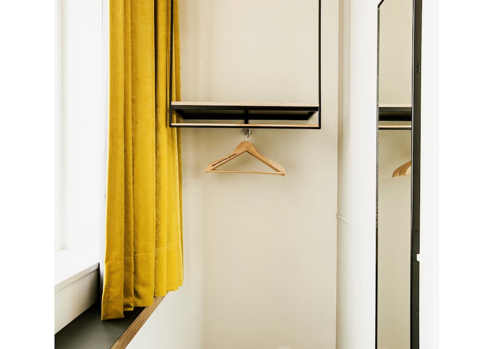 Conscious Wow Room, Park view