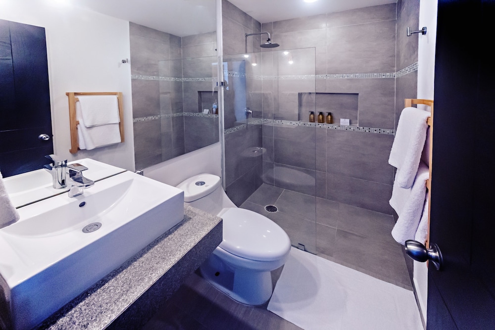 Double Room, 1 Queen Bed - Photo 8