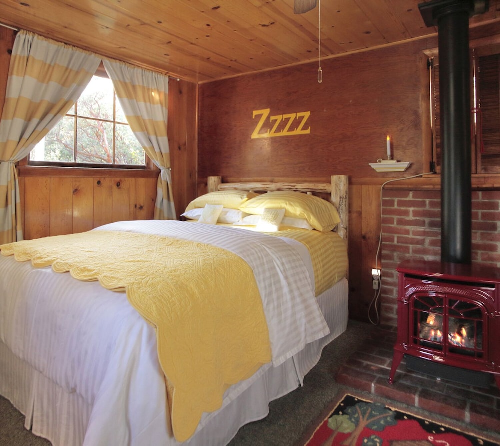 Sugar Pine Cabin Non-Pet Friendly