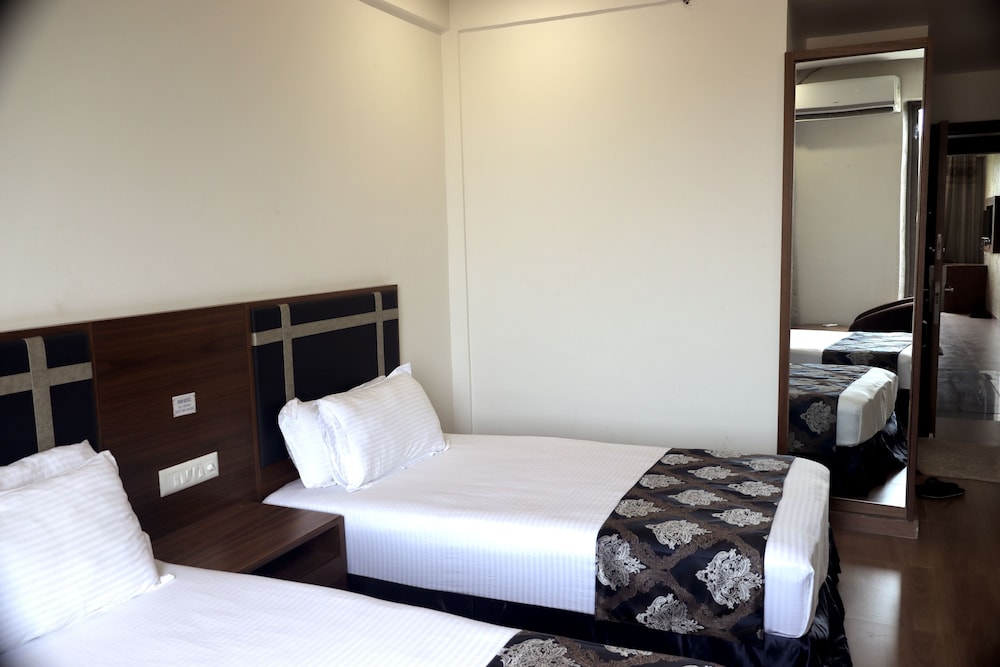 Standard Twin Room photo 1