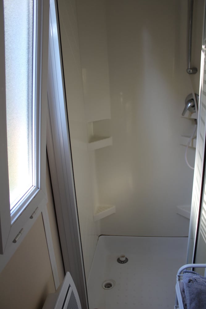 Bungalow (Les Patureaux) photo 2