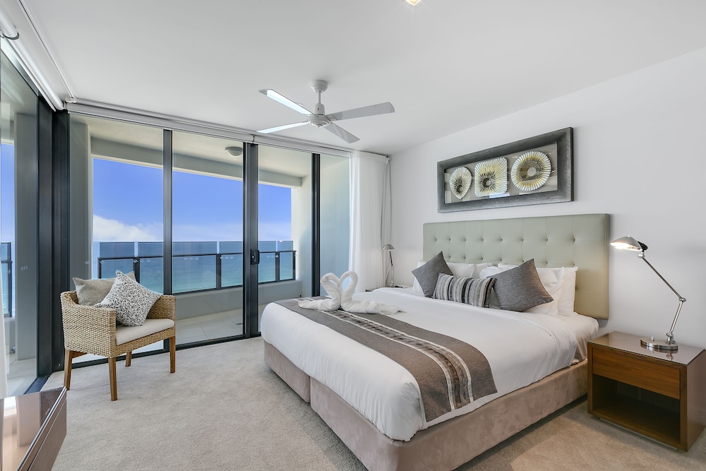 Premier Apartment