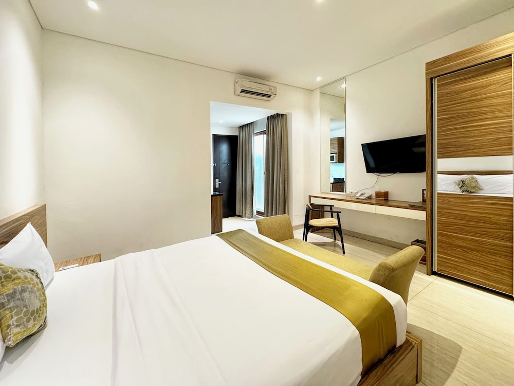 Business Double or Twin Room (Suite) - Photo 4