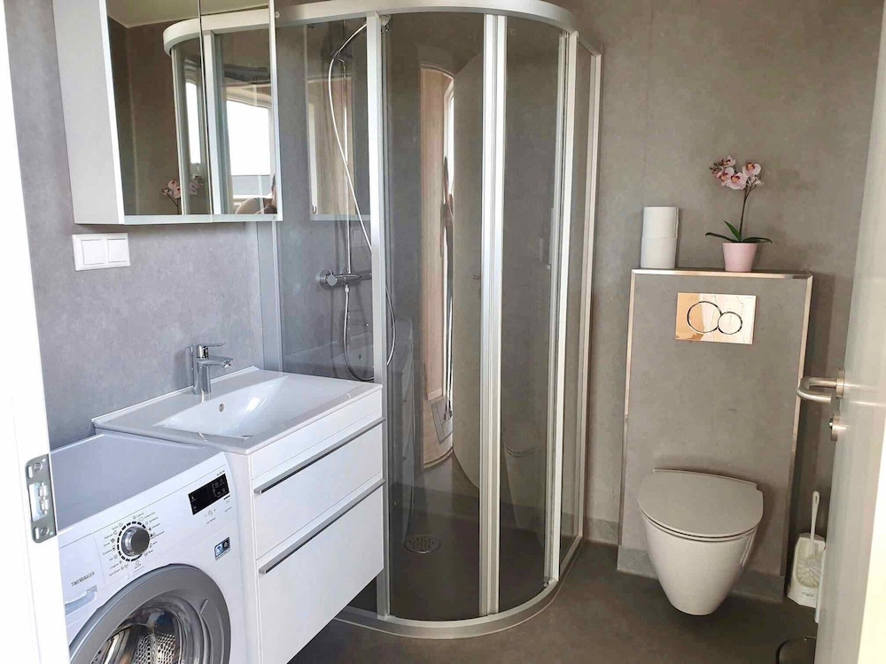 House, 2 Bedrooms (Hraun) photo 2