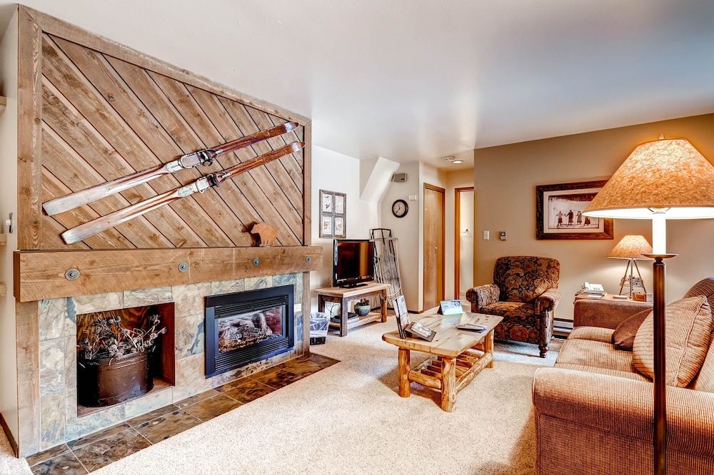 Condo, 1 Bedroom