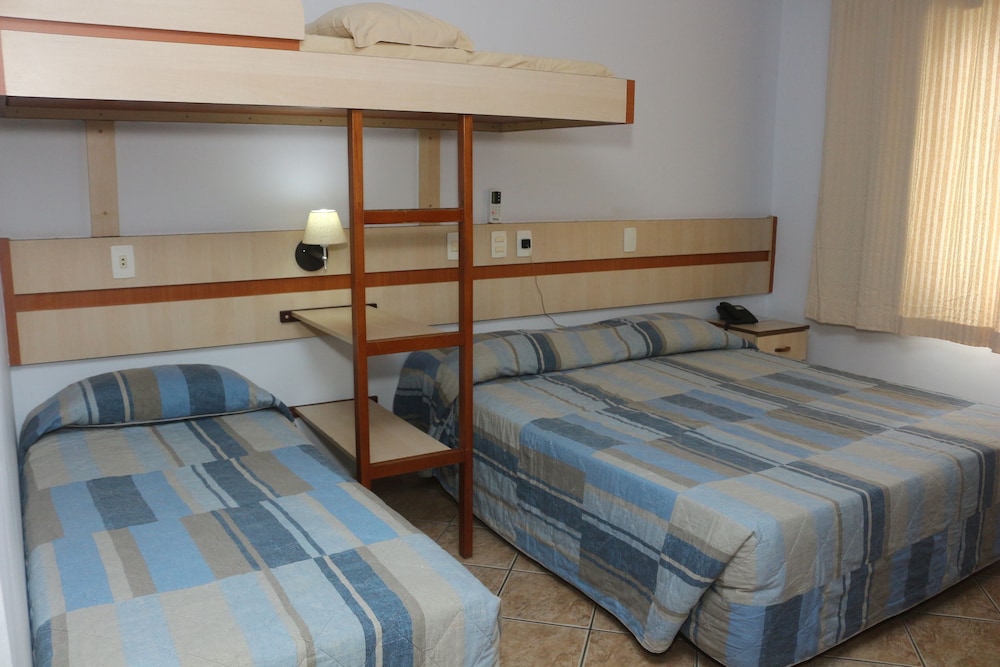 Standard Quadruple Room, Non Smoking - Photo 1